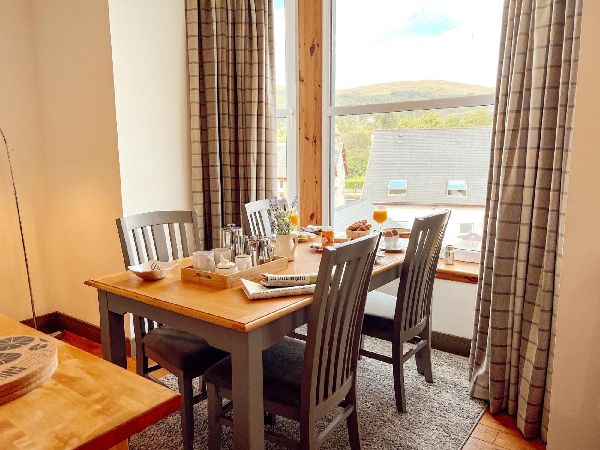 Loch Ness Gatehouse Apartments Fort Augustus Ngoại thất bức ảnh
