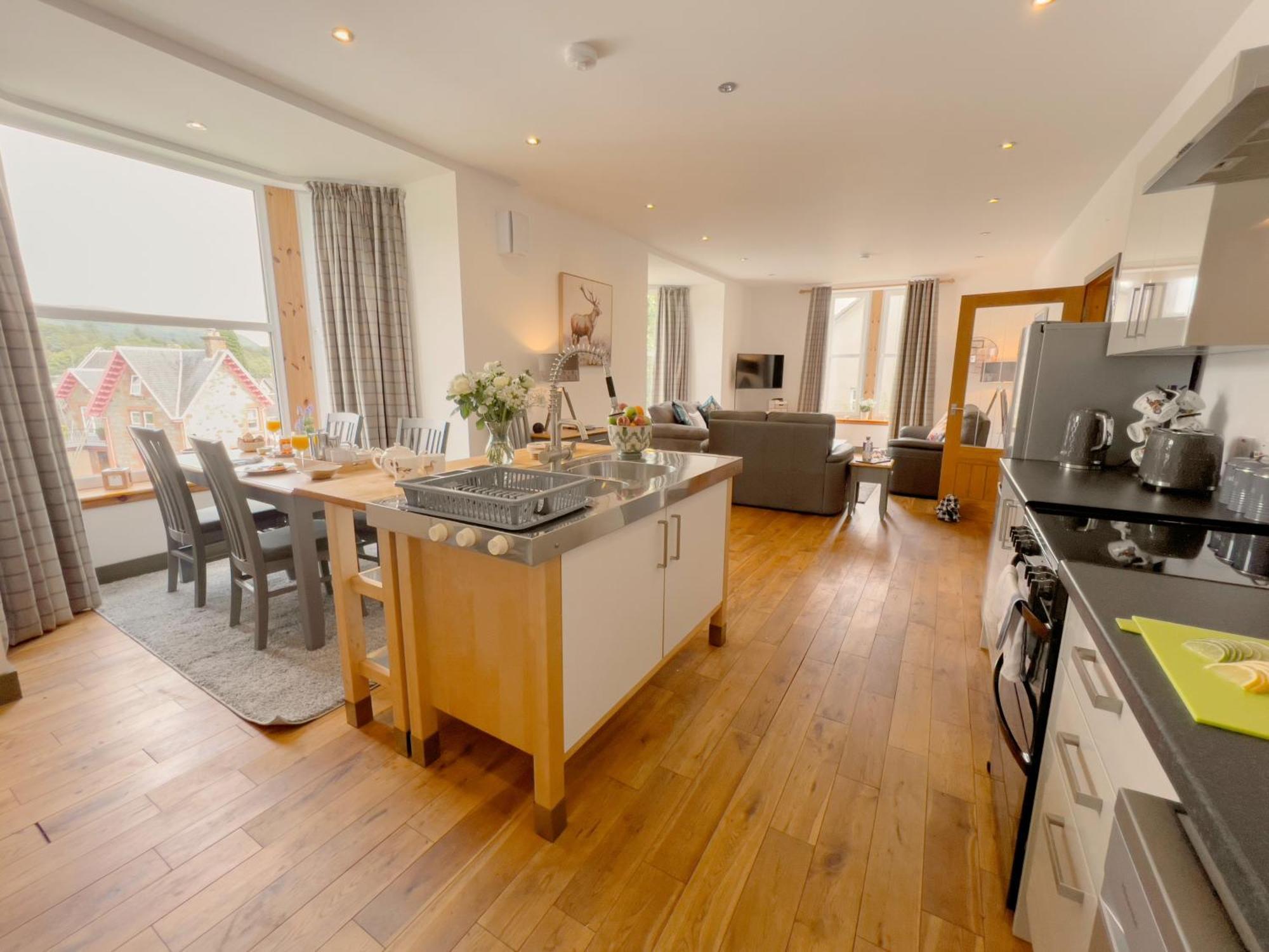Loch Ness Gatehouse Apartments Fort Augustus Ngoại thất bức ảnh